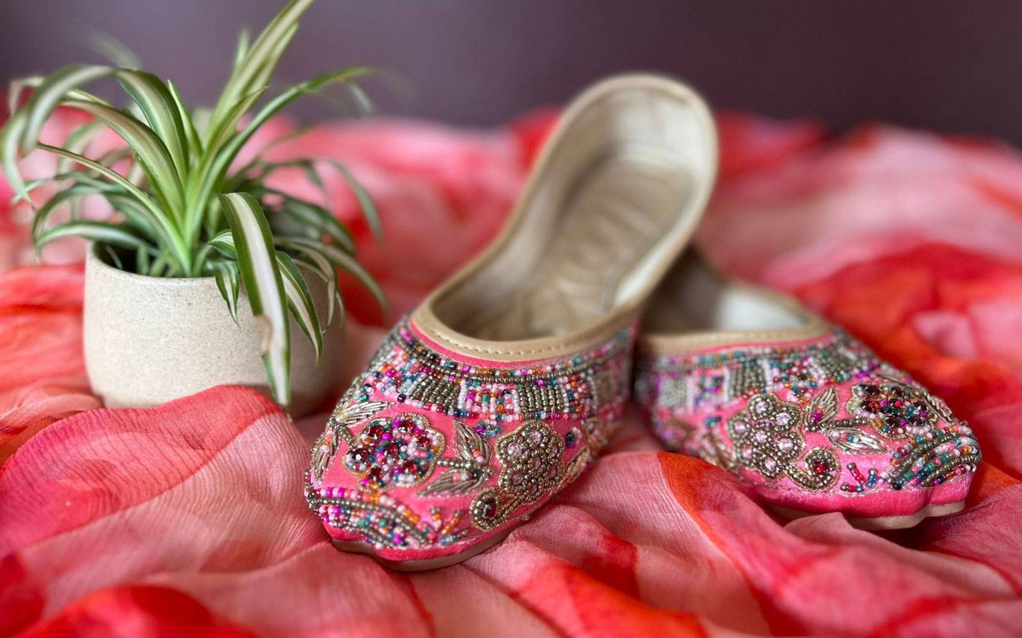 Juttis & Mojaris