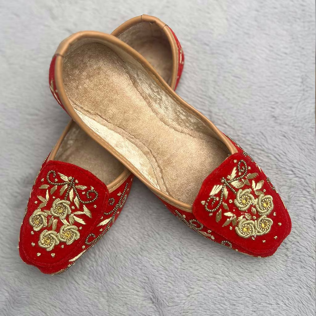 Zari, Beads & Sequin Embroidered Jutti – Handmade Ethnic Footwear